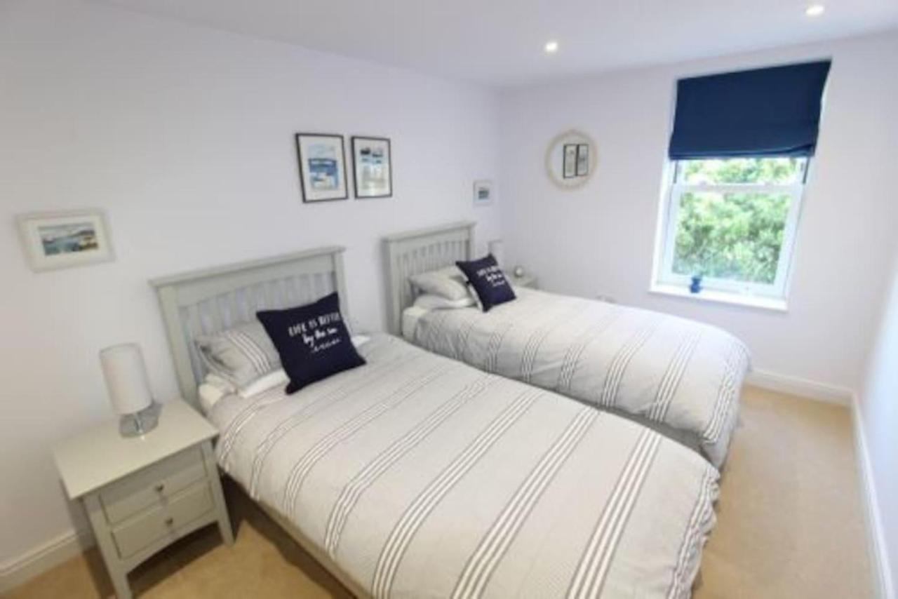 Middle Chine - 2 Bedroom Holiday Home Bournemouth Zewnętrze zdjęcie