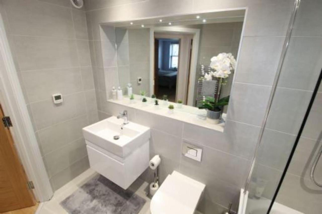 Middle Chine - 2 Bedroom Holiday Home Bournemouth Zewnętrze zdjęcie