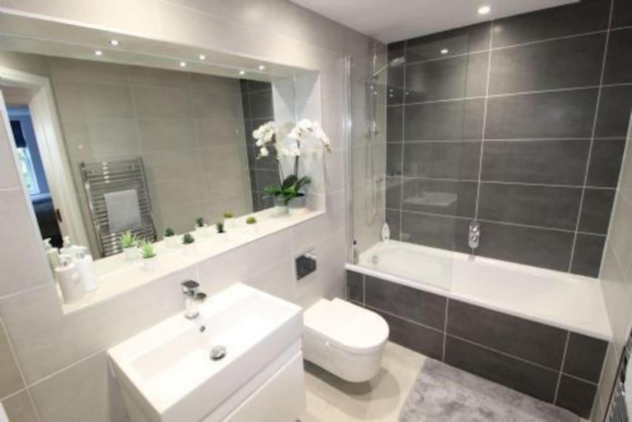 Middle Chine - 2 Bedroom Holiday Home Bournemouth Zewnętrze zdjęcie